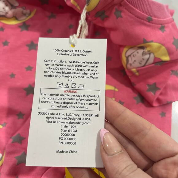 Abe & Elly Organic Cotton Baby Onesie 6-12 Month Pink Dog Star Footie Pajamas - Picture 5 of 7